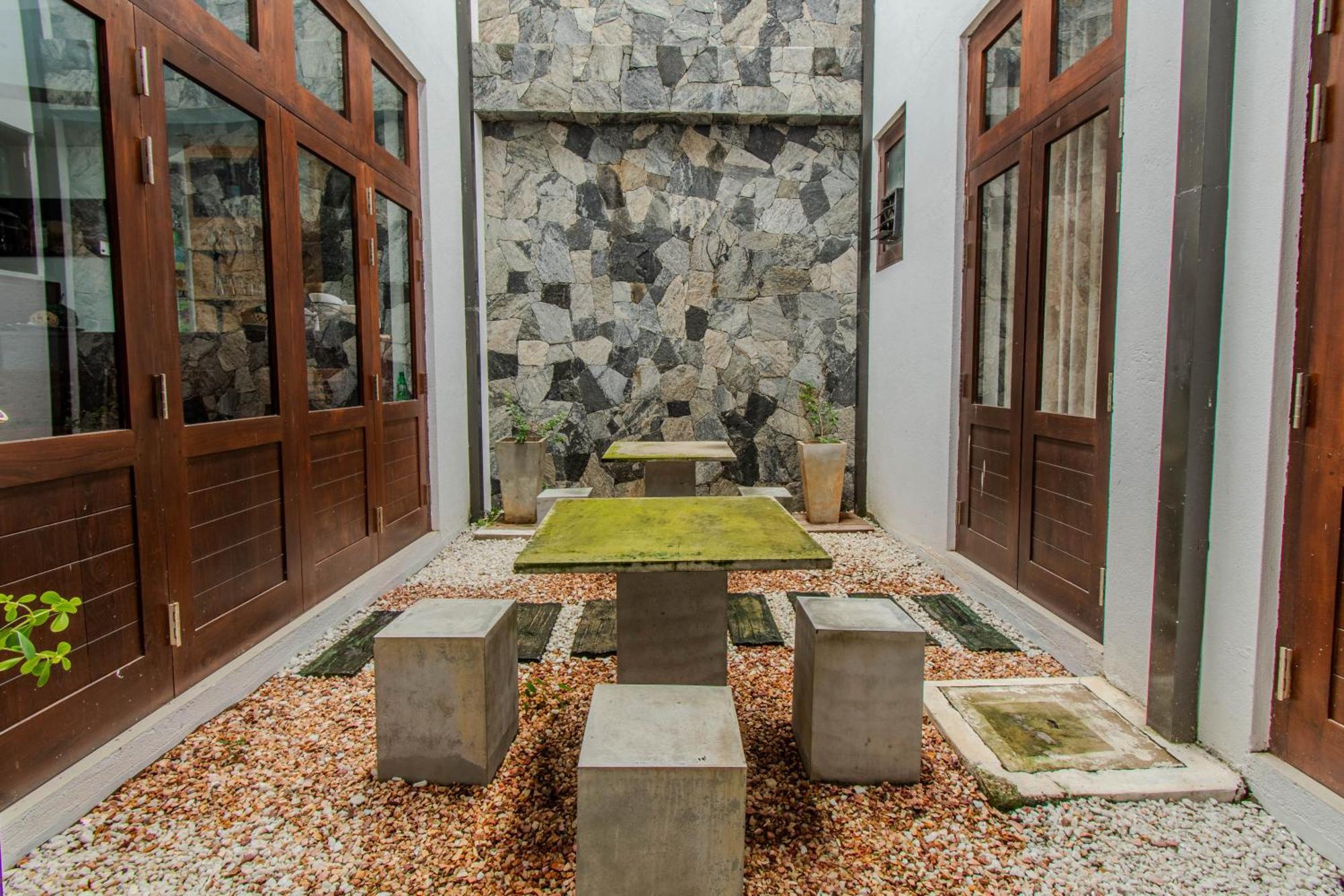Hotel Bella Vista Anuradhapura Luaran gambar